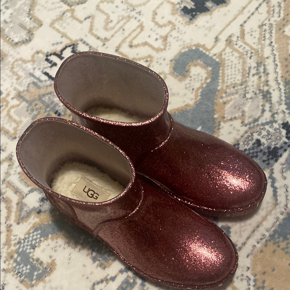 UGG Kids Glittery Pink Boots Drizlita size bigkid 5